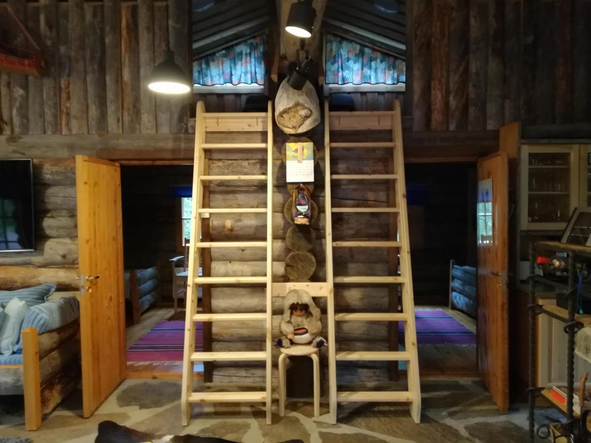 Logwood Restamaja